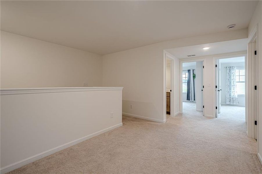 Spacious, unfurnished interior of a new home in , Atlanta (Image 15).