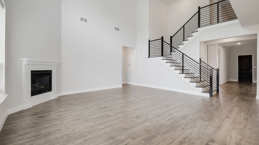 Representative furnished interior of a home built from the Cornell by DRB Homes in Brookewater, Rosenberg (Image 11).