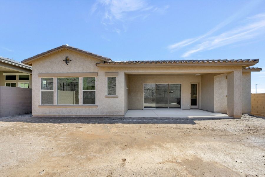 Exterior details and patio area of a home in Meridian at Northpointe at Vistancia, Peoria (Image 3). Exterior details and patio area of a home in Meridian at Northpointe at Vistancia, Peoria (Image 3).