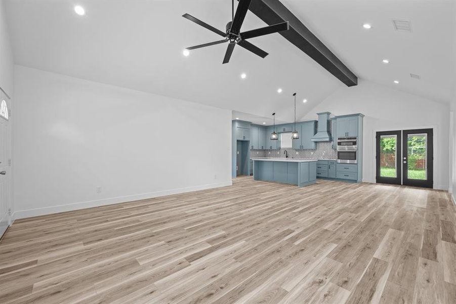 Spacious, unfurnished interior of a new home in , Greenville (Image 13).