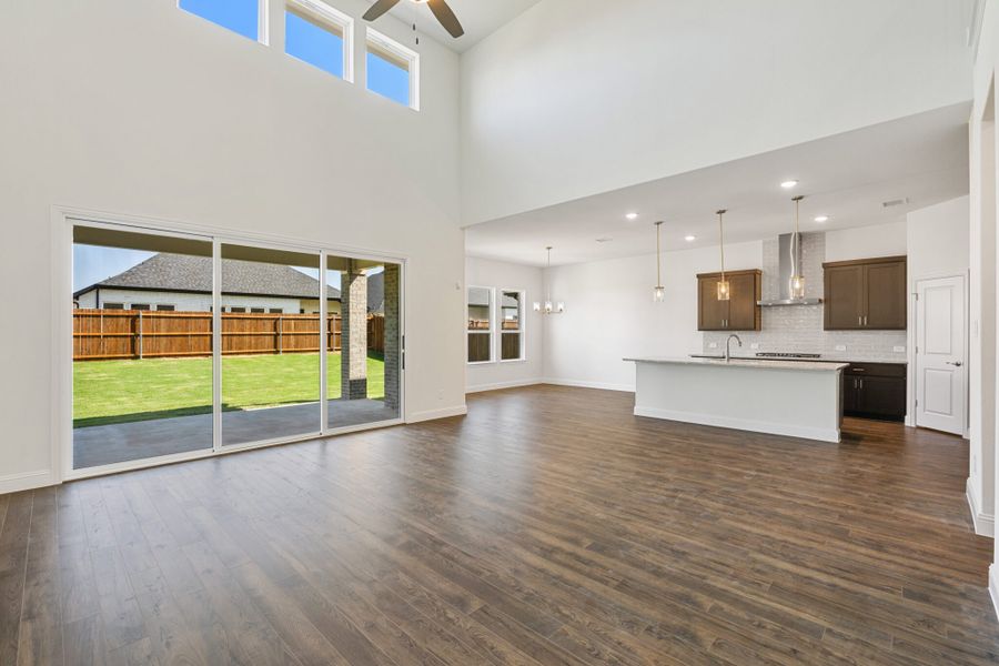 Spacious, unfurnished interior of a new home in Lake Breeze, Lavon (Image 23). Spacious, unfurnished interior of a new home in Lake Breeze, Lavon (Image 23).