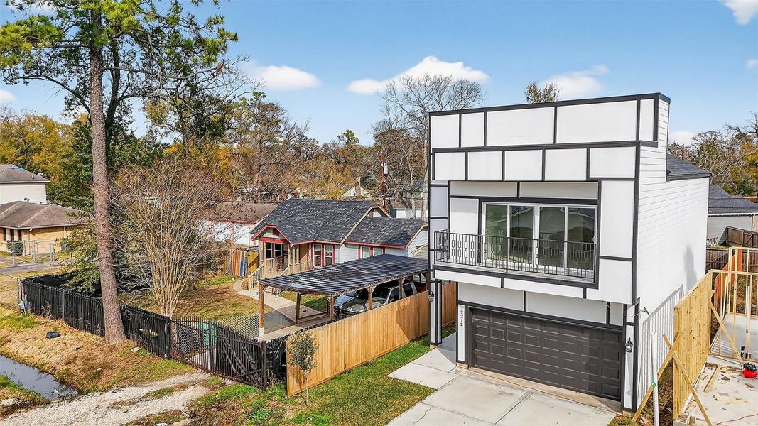 Exterior details and patio area of a home in , Houston (Image 3). Exterior details and patio area of a home in , Houston (Image 3).