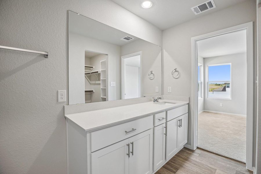 Furnished interior view inside a new home in Harvest Ridge, Elgin (Image 14).