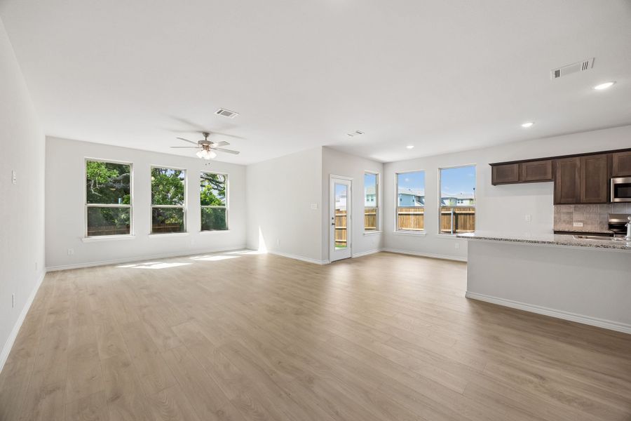 Spacious, unfurnished interior of a new home in Eagle Cove, Denton (Image 21). Spacious, unfurnished interior of a new home in Eagle Cove, Denton (Image 21).