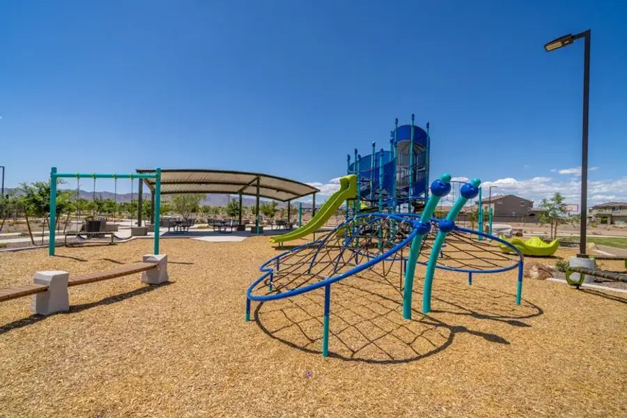 Community amenities in Allen Ranches, Litchfield Park (Image 32).