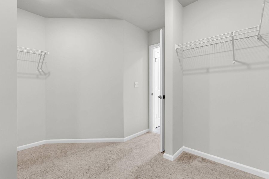 Spacious, unfurnished interior of a new home in Wildcat Chase, Summerville (Image 15).