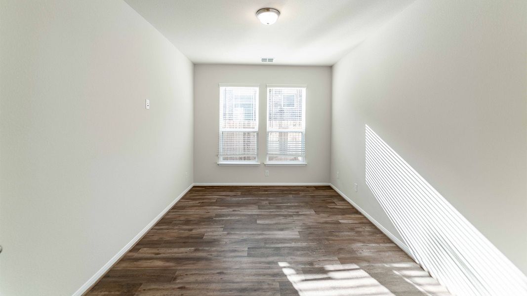 Spacious, unfurnished interior of a new home in Sunfield, Buda (Image 18). Spacious, unfurnished interior of a new home in Sunfield, Buda (Image 18).