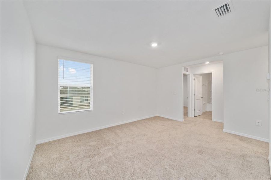Spacious, unfurnished interior of a new home in Ocala Crossings South, Ocala (Image 42). Spacious, unfurnished interior of a new home in Ocala Crossings South, Ocala (Image 42).