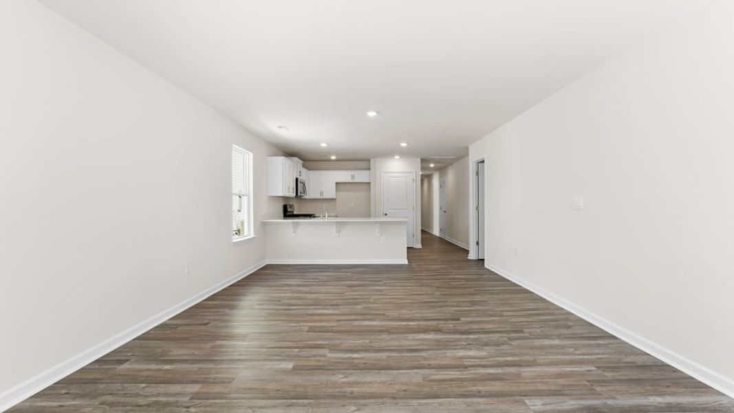 Spacious, unfurnished interior of a new home in Harper Ridge, Roebuck (Image 31).