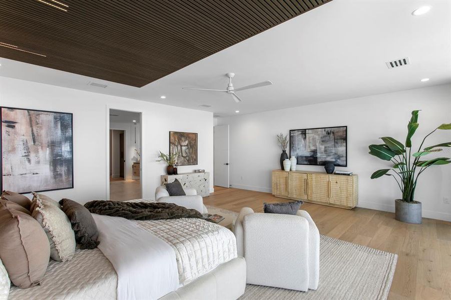 Furnished interior view inside a new home in , Tierra Verde (Image 34).