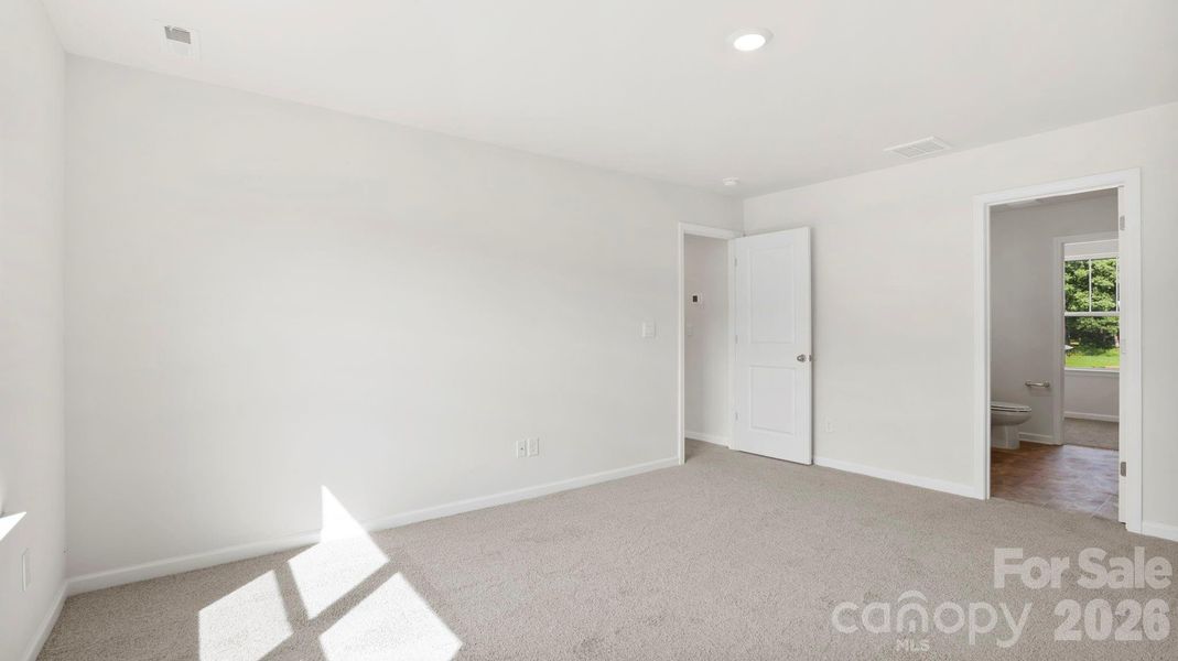 Spacious, unfurnished interior of a new home in Wildbrook Village, Waynesville (Image 23).