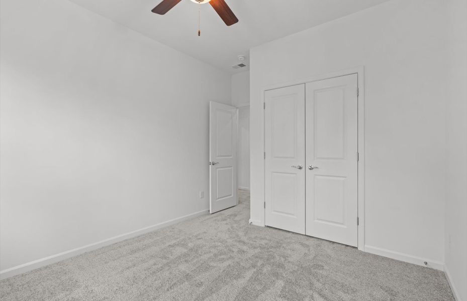 Spacious, unfurnished interior of a new home in Alston Park, Greenville (Image 19).