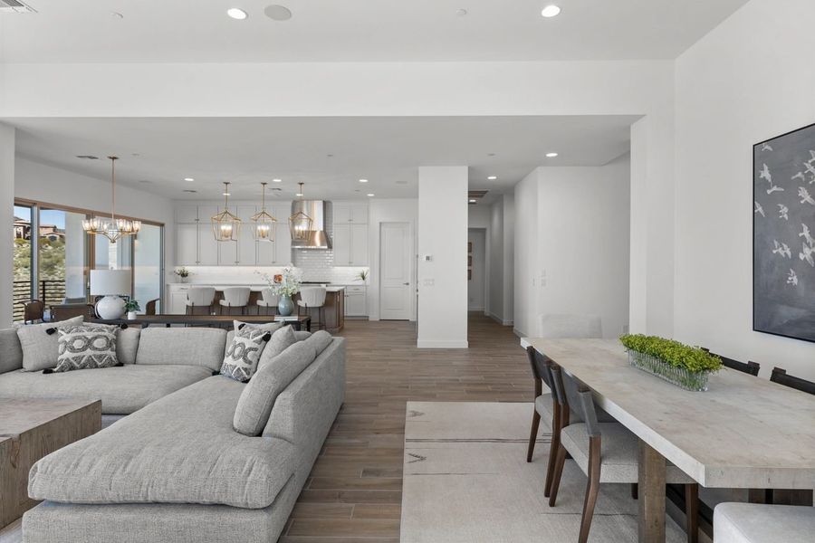 Representative furnished interior of a home built from the Overlook by KLMR Homes in Bellos at The Summit, Fountain Hills (Image 20).