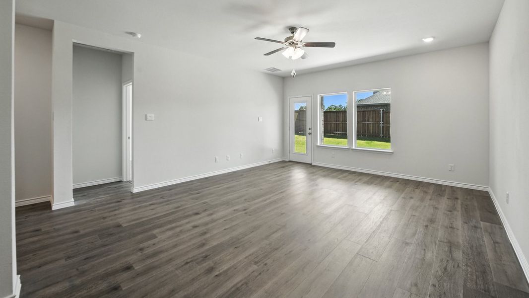 Spacious, unfurnished interior of a new home in Bel Air Village, Sherman (Image 7). Spacious, unfurnished interior of a new home in Bel Air Village, Sherman (Image 7).