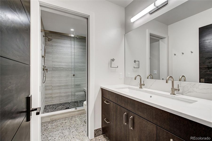 Furnished interior view inside a new home in , Keystone (Image 8).