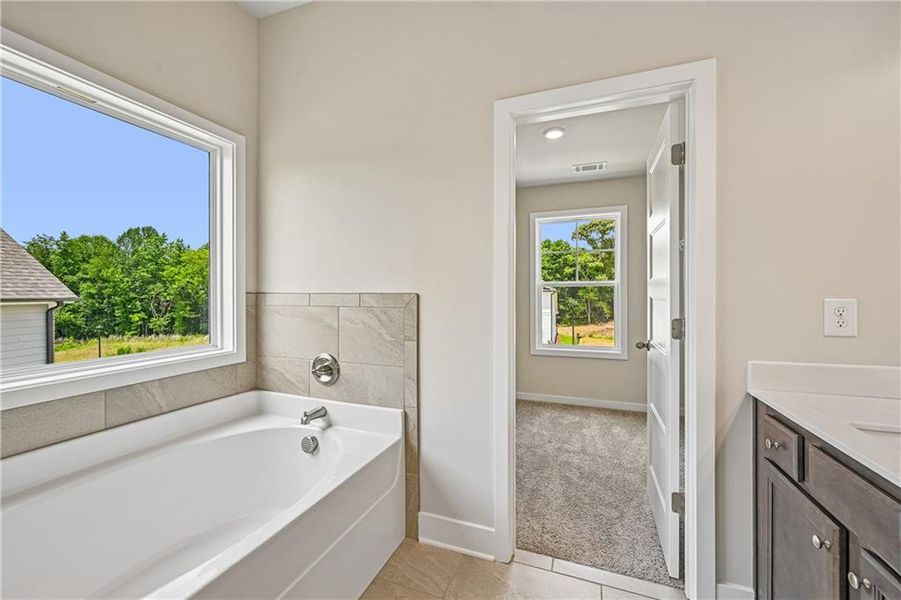 Furnished interior view inside a new home in Mallard’s Landing, Jefferson (Image 13).