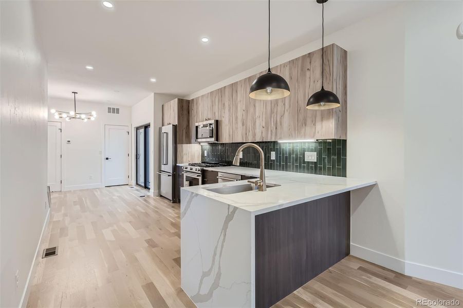 Stylish Finishes throughout kitchen