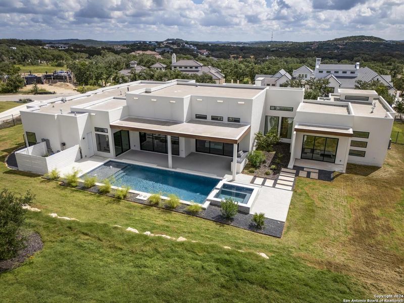 Image 79 of a home in .