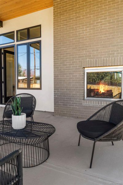 Image 33 of a home in .