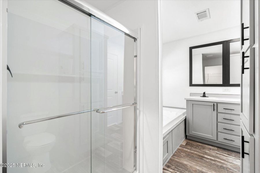 Image 32 of a home in .