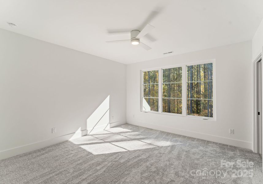 Spacious, unfurnished interior of a new home in , Denver (Image 20).