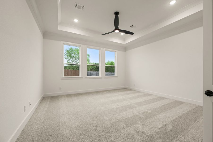 Spacious, unfurnished interior of a new home in Highland Oaks, Boyd (Image 39). Spacious, unfurnished interior of a new home in Highland Oaks, Boyd (Image 39).