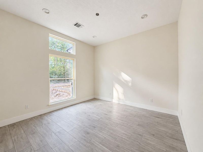 Spacious, unfurnished interior of a new home in , Waller (Image 20). Spacious, unfurnished interior of a new home in , Waller (Image 20).