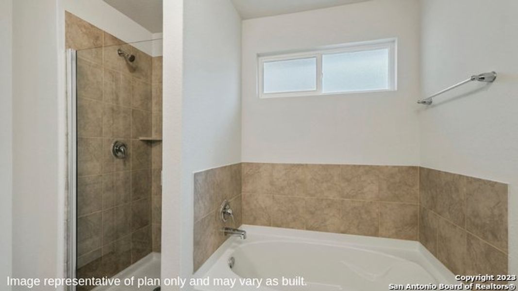 Close-up of interior finishes inside a home in Avenida, Converse (Image 10). Close-up of interior finishes inside a home in Avenida, Converse (Image 10).