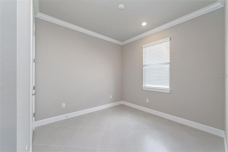 Spacious, unfurnished interior of a new home in , St. Cloud (Image 16).