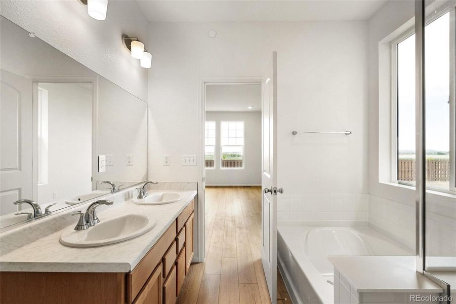 Furnished interior view inside a new home in Turnberry, Commerce City (Image 4).