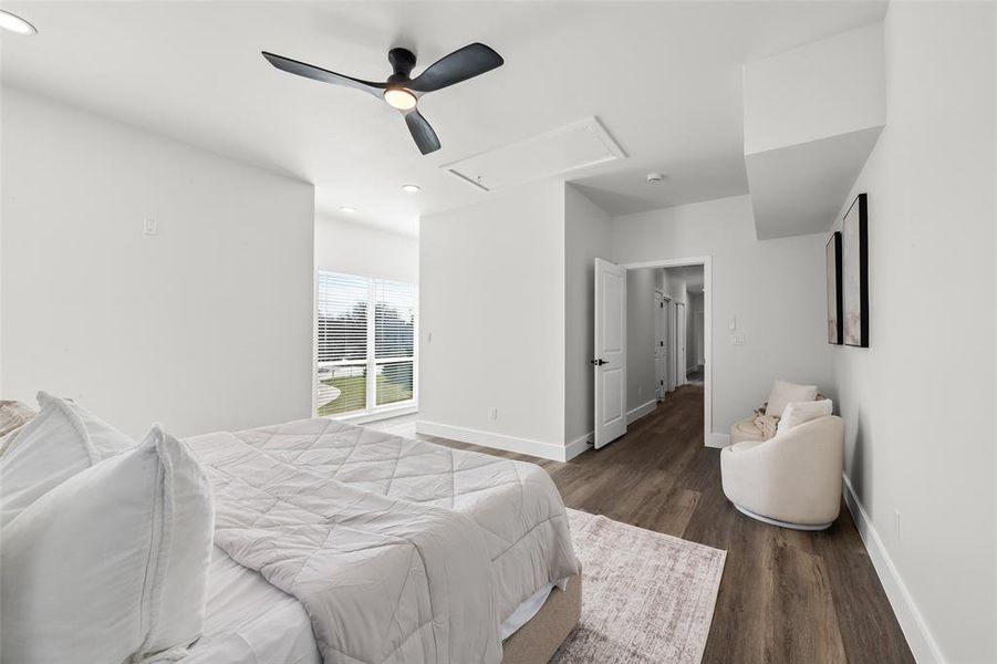 Furnished interior view inside a new home in , Dallas (Image 5).