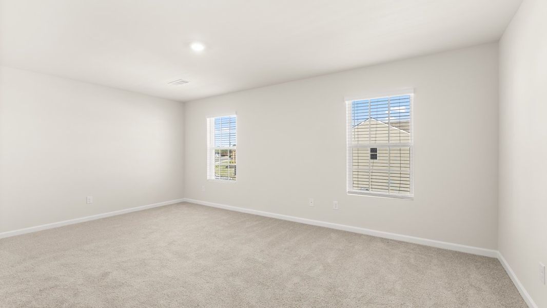 Representative unfurnished interior of a home built from the Robie by D.R. Horton in Pointe Park, Union City (Image 20).