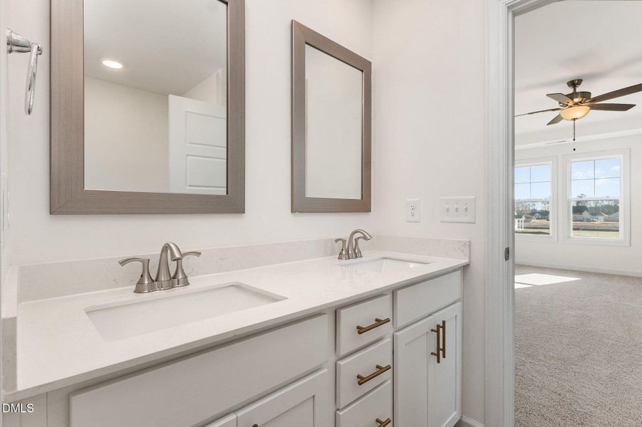 025_kv0a2644-edit_588