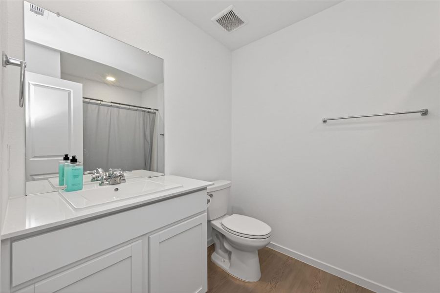 Furnished interior view inside a new home in Indian Springs, Crosby (Image 17).