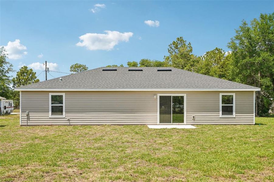 Exterior details and patio area of a home in , Ocala (Image 18).