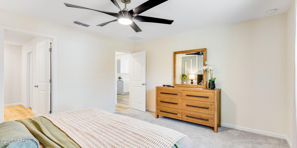 Furnished interior view inside a new home in Kings Preserve, Jacksonville (Image 8). Furnished interior view inside a new home in Kings Preserve, Jacksonville (Image 8).