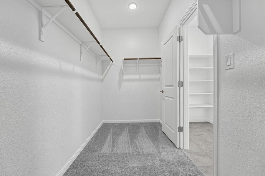 Spacious, unfurnished interior of a new home in Lisso, Pflugerville (Image 17).