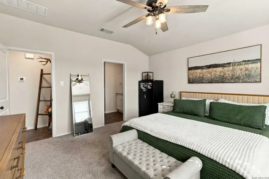 Furnished interior view inside a new home in Winding Creek, New Braunfels (Image 14).