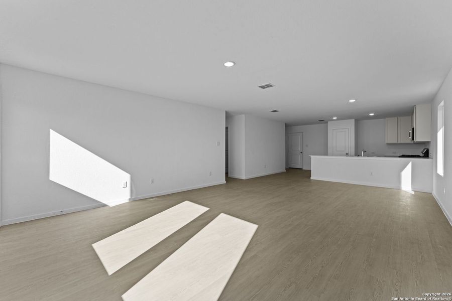 Spacious, unfurnished interior of a new home in Friendship Oaks, Fredericksburg (Image 9). Spacious, unfurnished interior of a new home in Friendship Oaks, Fredericksburg (Image 9).