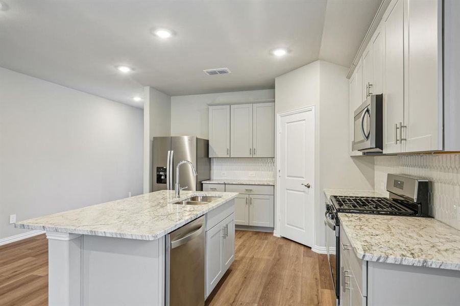Furnished interior view inside a new home in Lakehaven - Signature Series, Farmersville (Image 7).