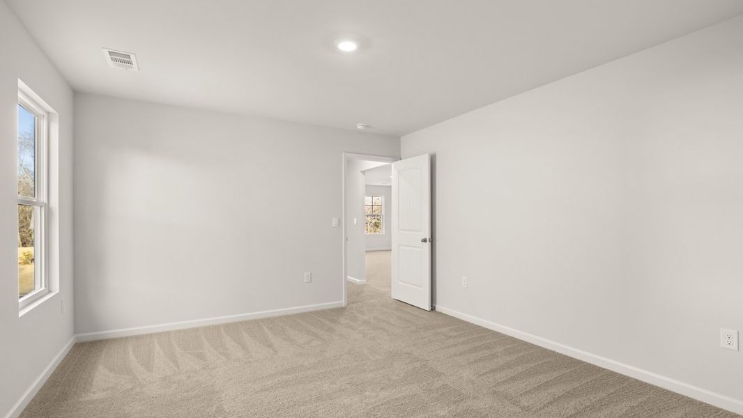 Spacious, unfurnished interior of a new home in Liberty Crossing, Braselton (Image 28).