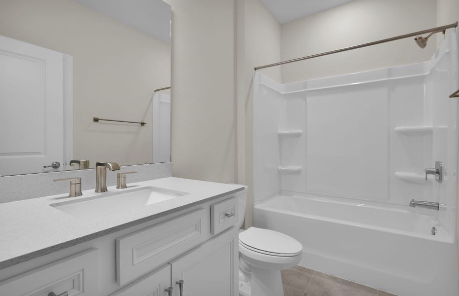 Representative furnished interior of a home built from the Morris by Pulte Homes in Murray Farms, Middleburg (Image 16).