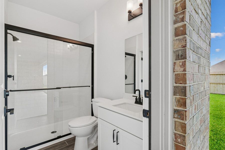 Bedroom 4 bath Bedroom 4 bath