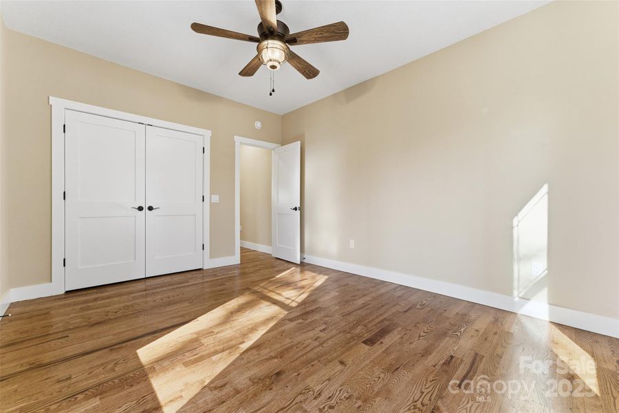 Spacious, unfurnished interior of a new home in , Hendersonville (Image 32).