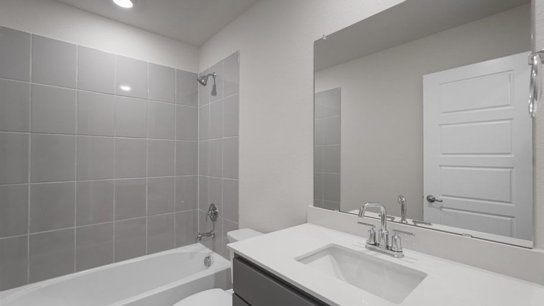 Furnished interior view inside a new home in Elevon, Lavon (Image 6).