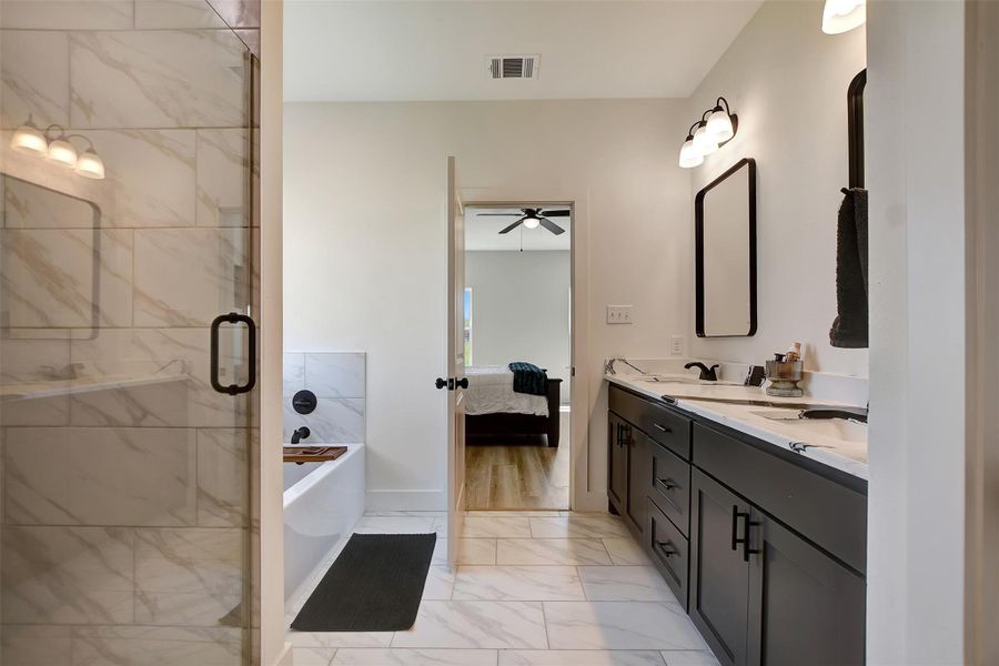 Furnished interior view inside a new home in , Iola (Image 36).