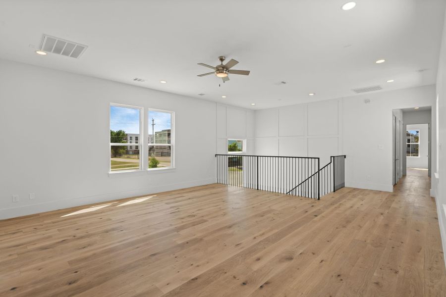 Spacious, unfurnished interior of a new home in , Houston (Image 13).