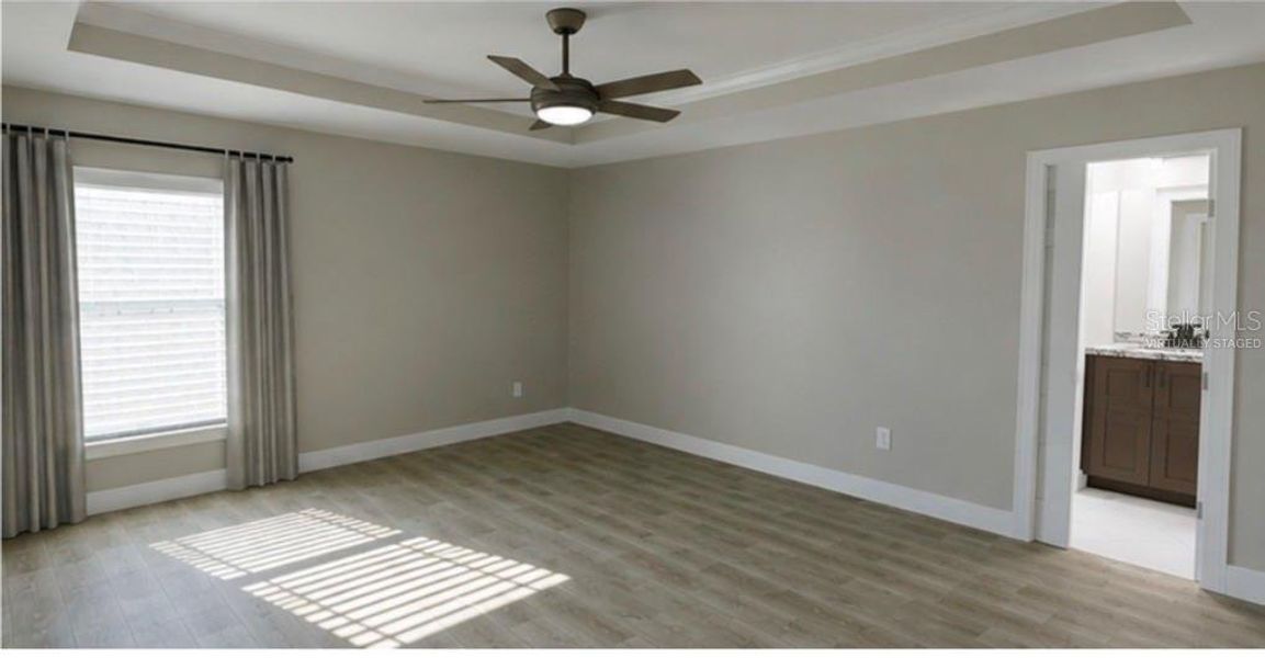 Spacious, unfurnished interior of a new home in , Ocklawaha (Image 6).