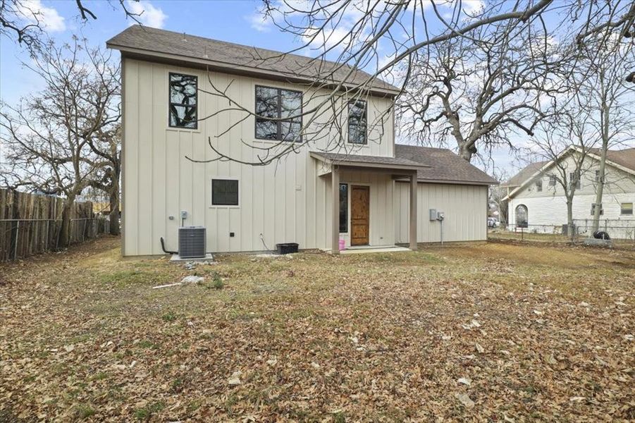 Exterior details and patio area of a home in , Forest Hill (Image 3).