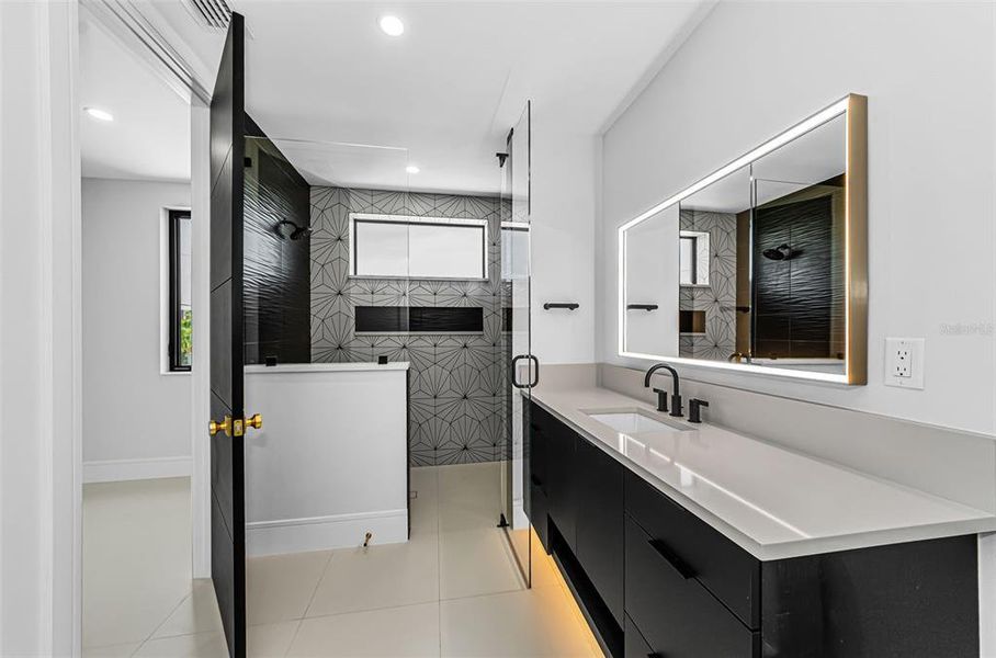 Furnished interior view inside a new home in , Treasure Island (Image 58).